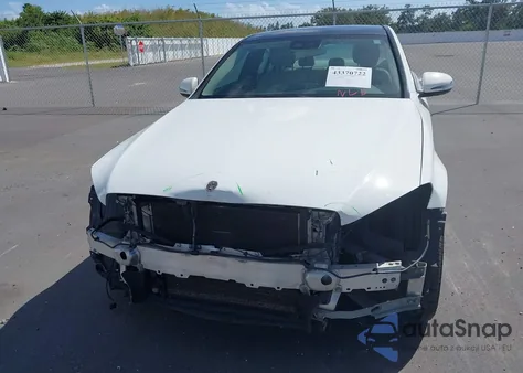 2016 Mercedes-Benz C 300 4Matic/Luxury 4Matic/Sport 4Matic из США, поврежденный, VIN 55SWF4KB1GU128868